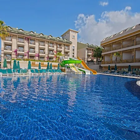 Otel Garden Side