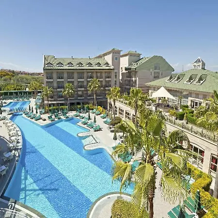 Garden Otel Side