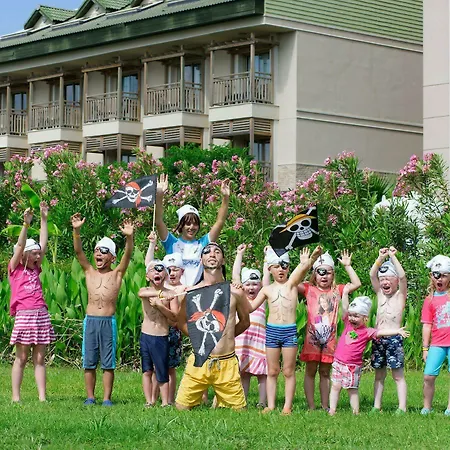 Garden Otel Side